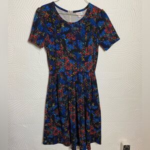 Lularoe Amelia Dress with Pockets Small